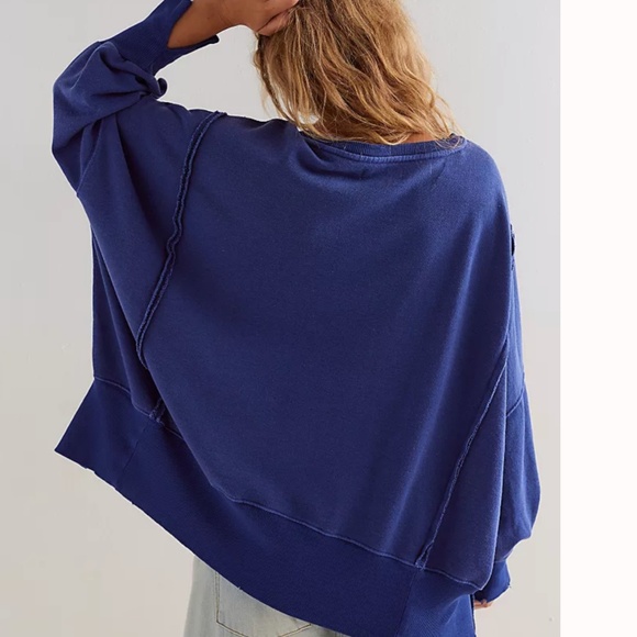 Free People We The Free Graphic Camden in Blue sz Large NWT - Picture 3 of 7